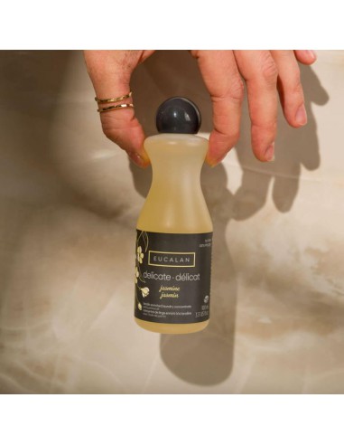 Eucalan Wrapture Jasmijn 100 ml|Het Lemsterwolhus heeft ze op voorraad!