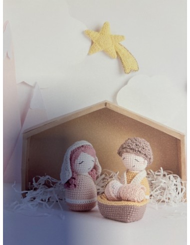 Ricorumi kerst krib om schattige figuurtjes te haken voor een kerststal