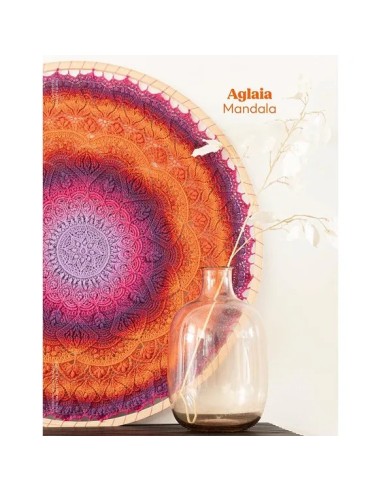 het nieuwste Scheepjes Pattern Portfolio voor het populaire Scheepjes Whirl garen.