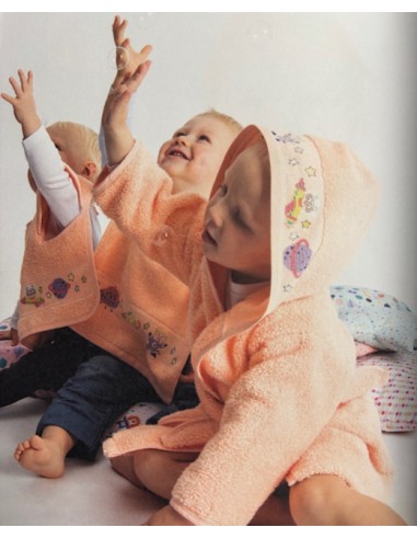 De kleine astronaut, moderne kruissteekboek nr. 154 in 7 talen.