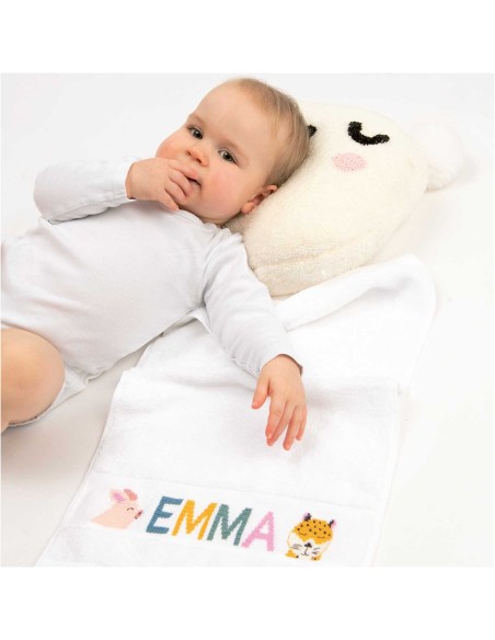 Gastendoek met Aida borduurrand wit