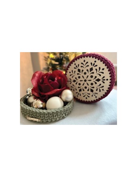 Houten Mandala 17 cm Ø – 44 openingen van 7 mm