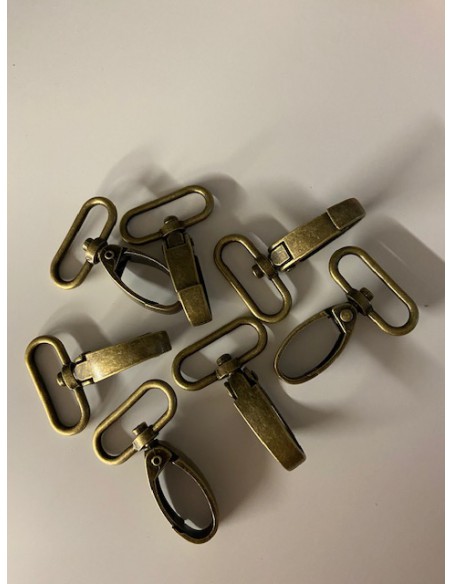 Opry Musketonhaak oud brons 32 mm