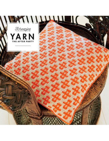 Yarn after party 44  busy bees cushion