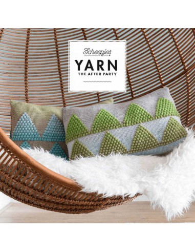 Scheepjes yarn after party 17 wild forest cushions
