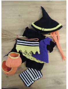 XXL Haakpakket Funny Bunny kledingset Witch Carry