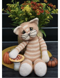 XXL Funny Pussycat basic zalm (staand of zittend)
