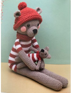 long legs amigurumi, lieve slungeldieren om zelf te maken|het Lemster Wolhus heeft hem op voorraad! 2