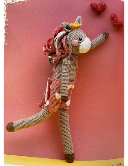 long legs amigurumi, lieve slungeldieren om zelf te maken|het Lemster Wolhus heeft hem op voorraad!