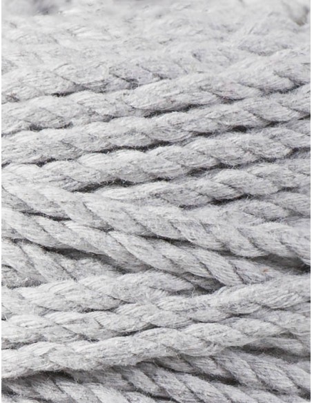 Macrame triple twist 5 mm light grey|Het Lemster Wolhus heeft ze op voorraad!